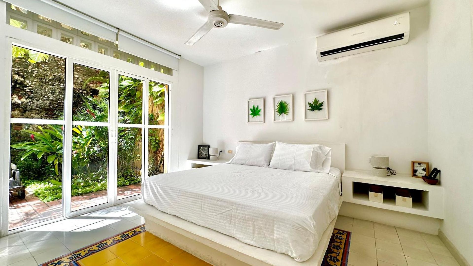 Calamari Homes - Centenario Casa 102 - Walled Cartagena