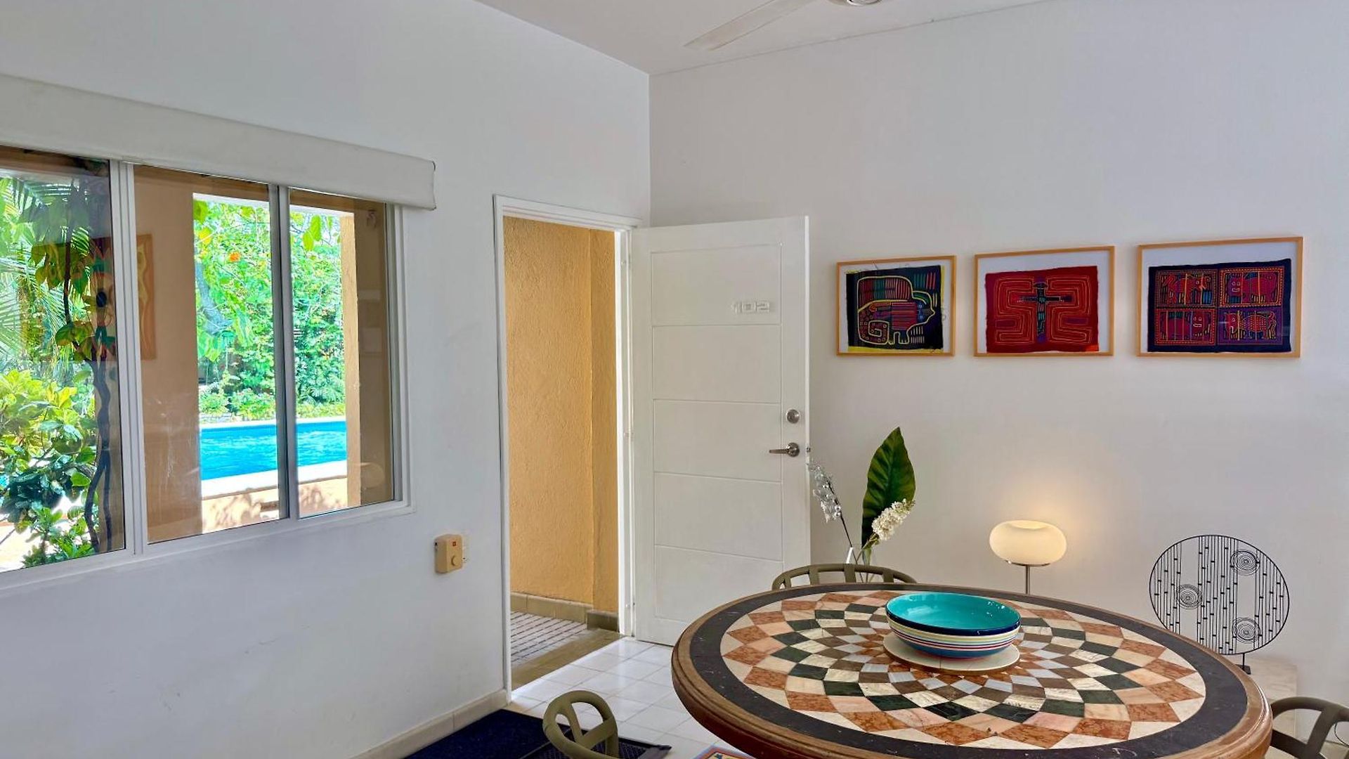 Calamari Homes - Centenario Casa 102 - Walled