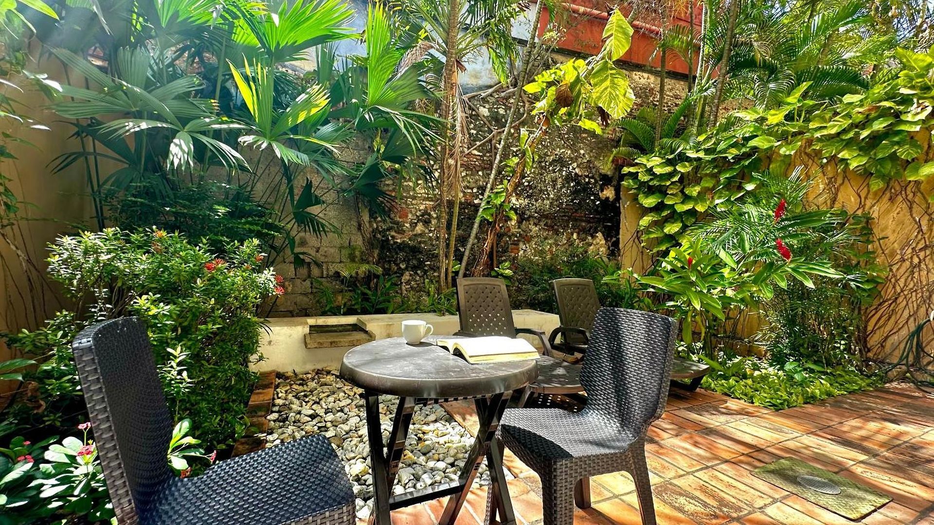 Calamari Homes - Centenario Casa 102 - Walled *