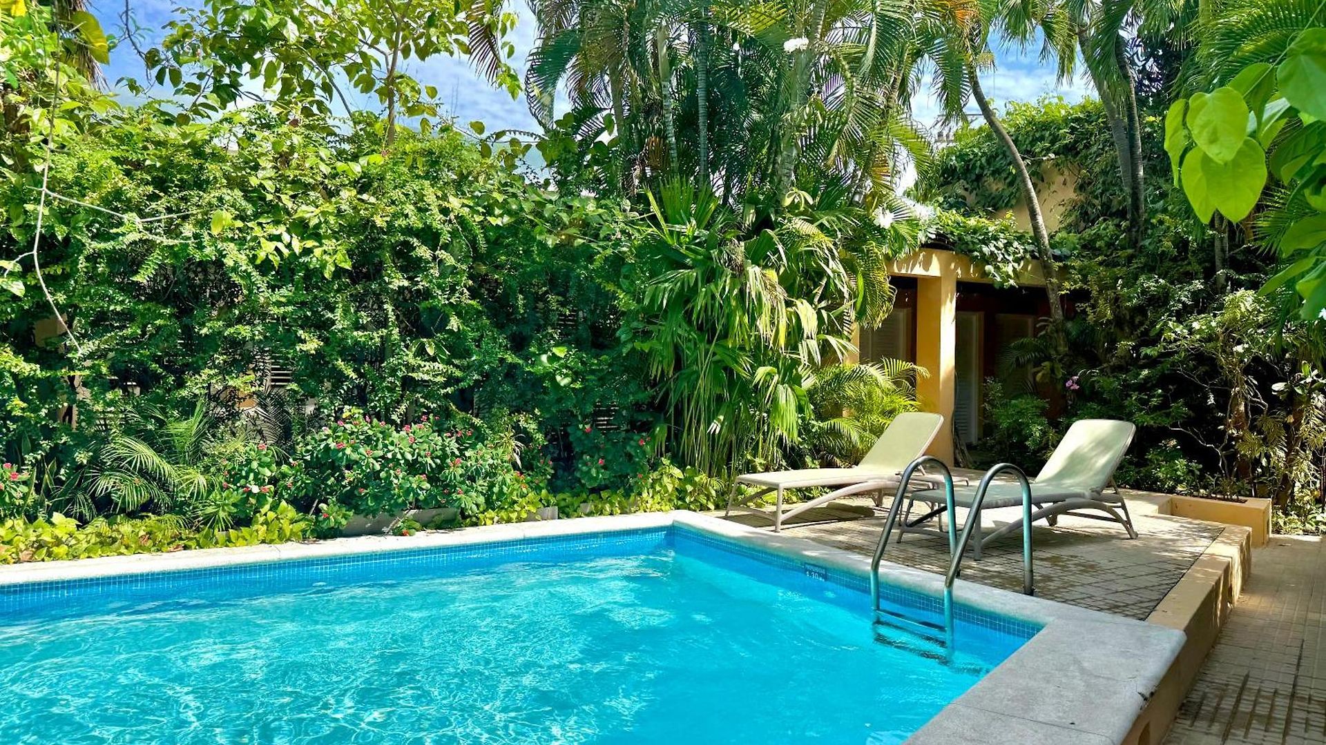 Calamari Homes - Centenario Casa 102 - Walled Cartagena
